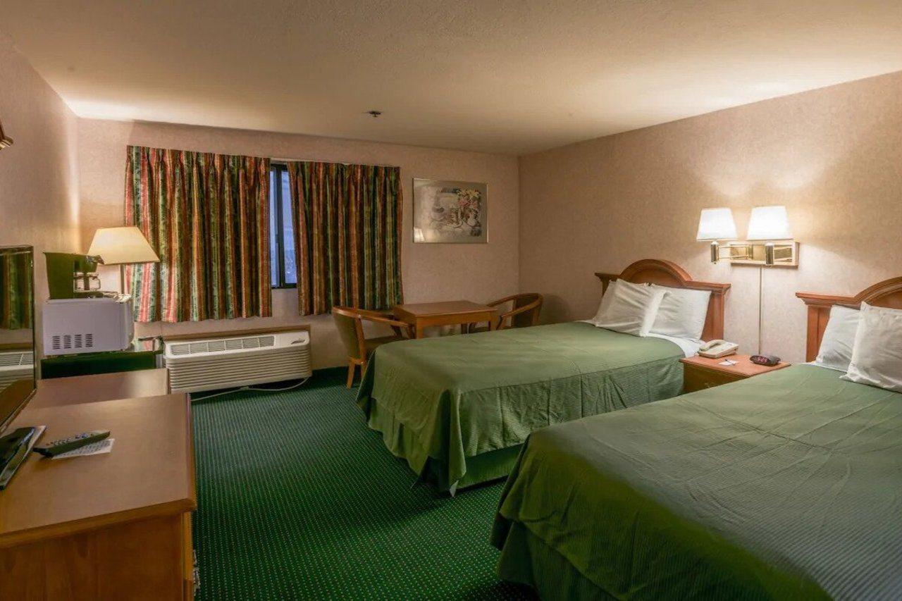 San Bernandino Inn & Suites San Bernardino Bagian luar foto