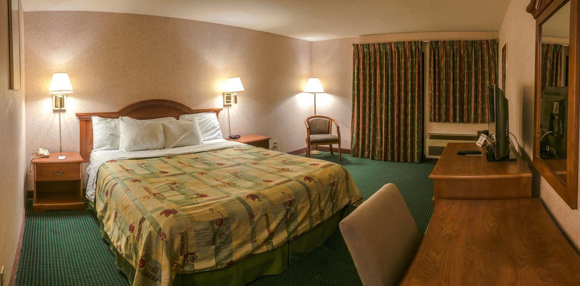 San Bernandino Inn & Suites San Bernardino Bagian luar foto