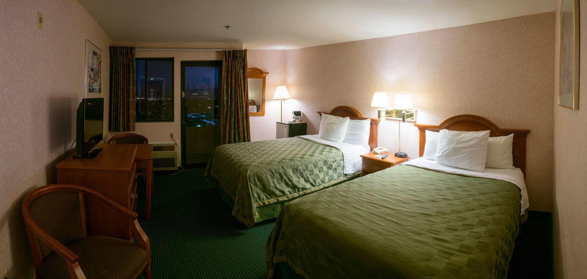 San Bernandino Inn & Suites San Bernardino Bagian luar foto