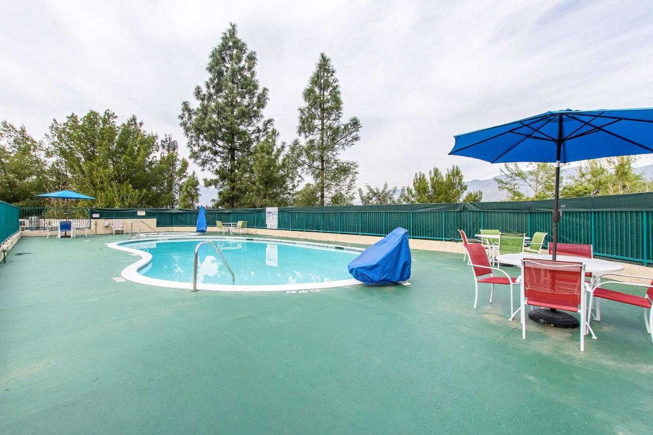 San Bernandino Inn & Suites San Bernardino Bagian luar foto